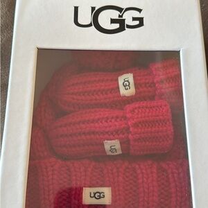 UGG Vibrant Red Knit Hat and Mittens Set